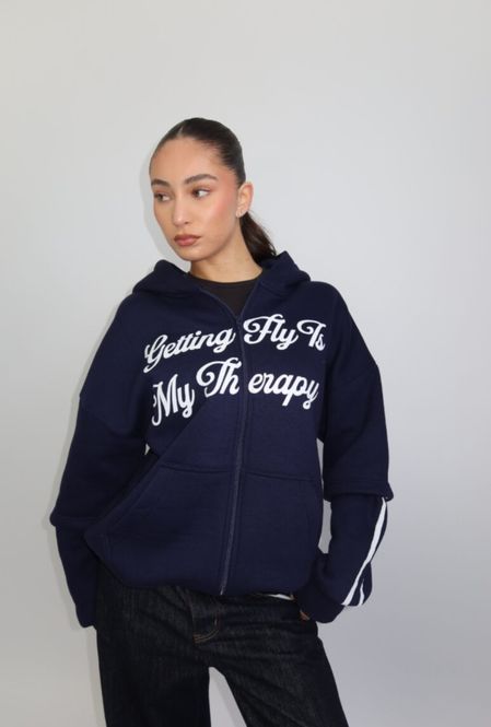 Hoofdbeeld PRIORITY - GETTING FLY IS MY THERAPY ZIPPER NAVY 